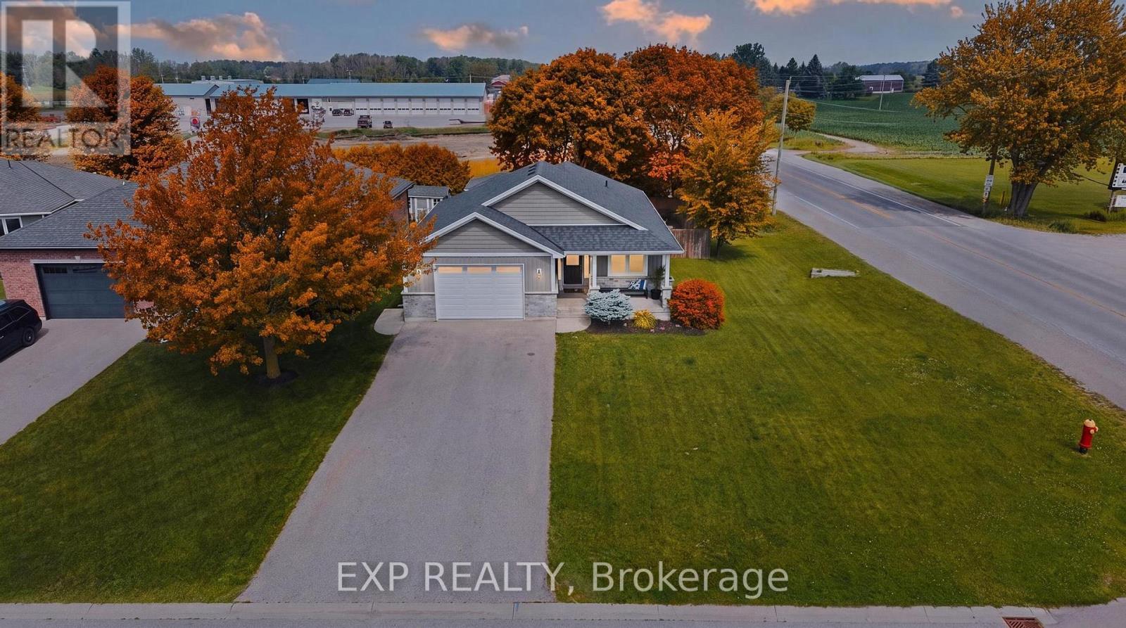 101 Tuffy Macdougall Court Property Photo 2