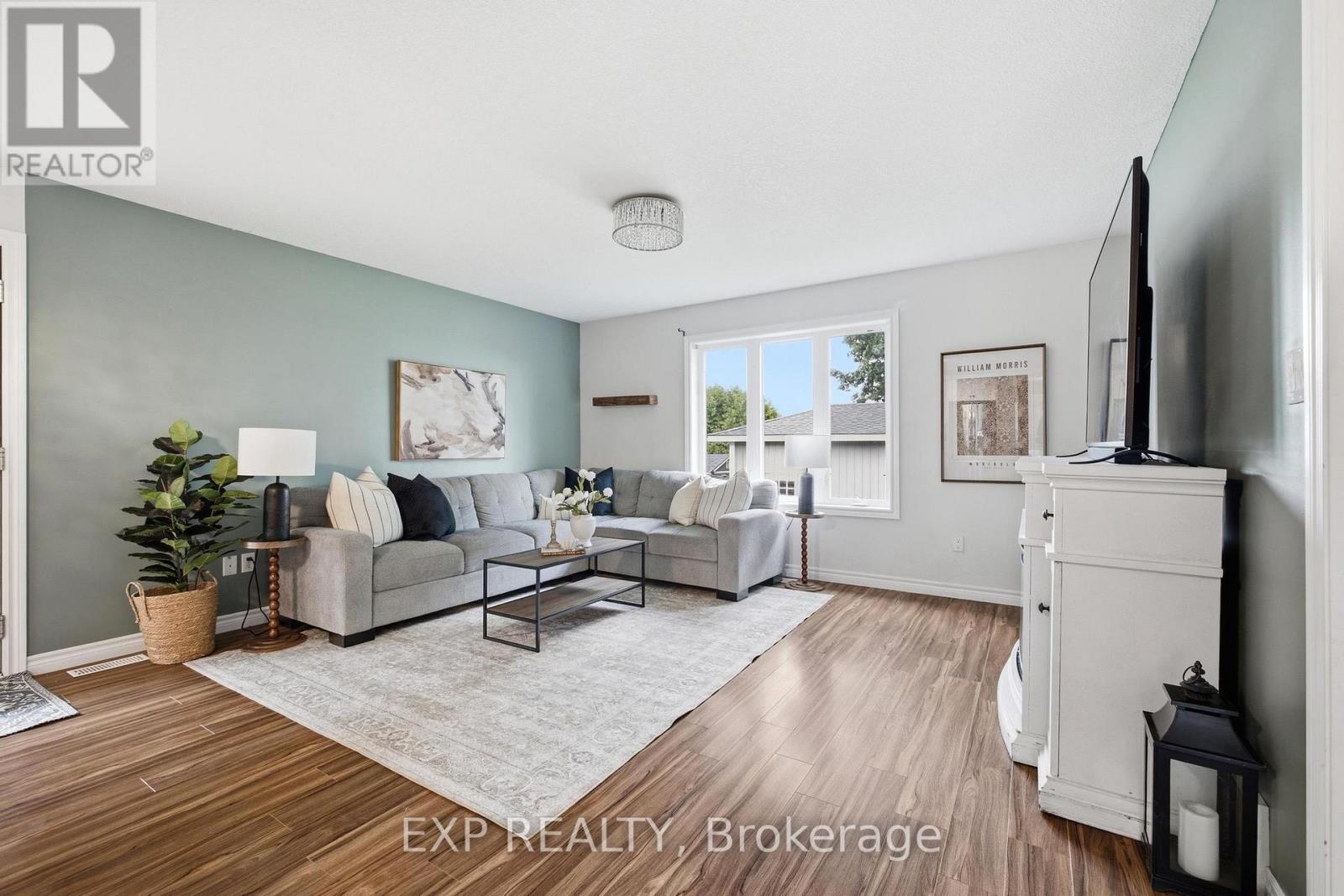 101 Tuffy Macdougall Court Property Photo 11