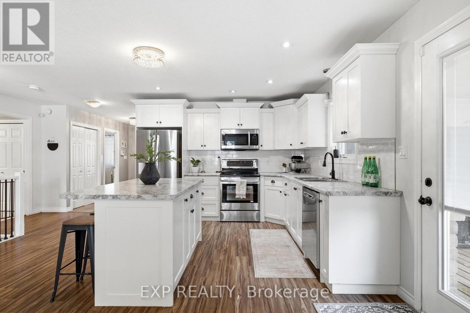 101 Tuffy Macdougall Court Property Photo 12