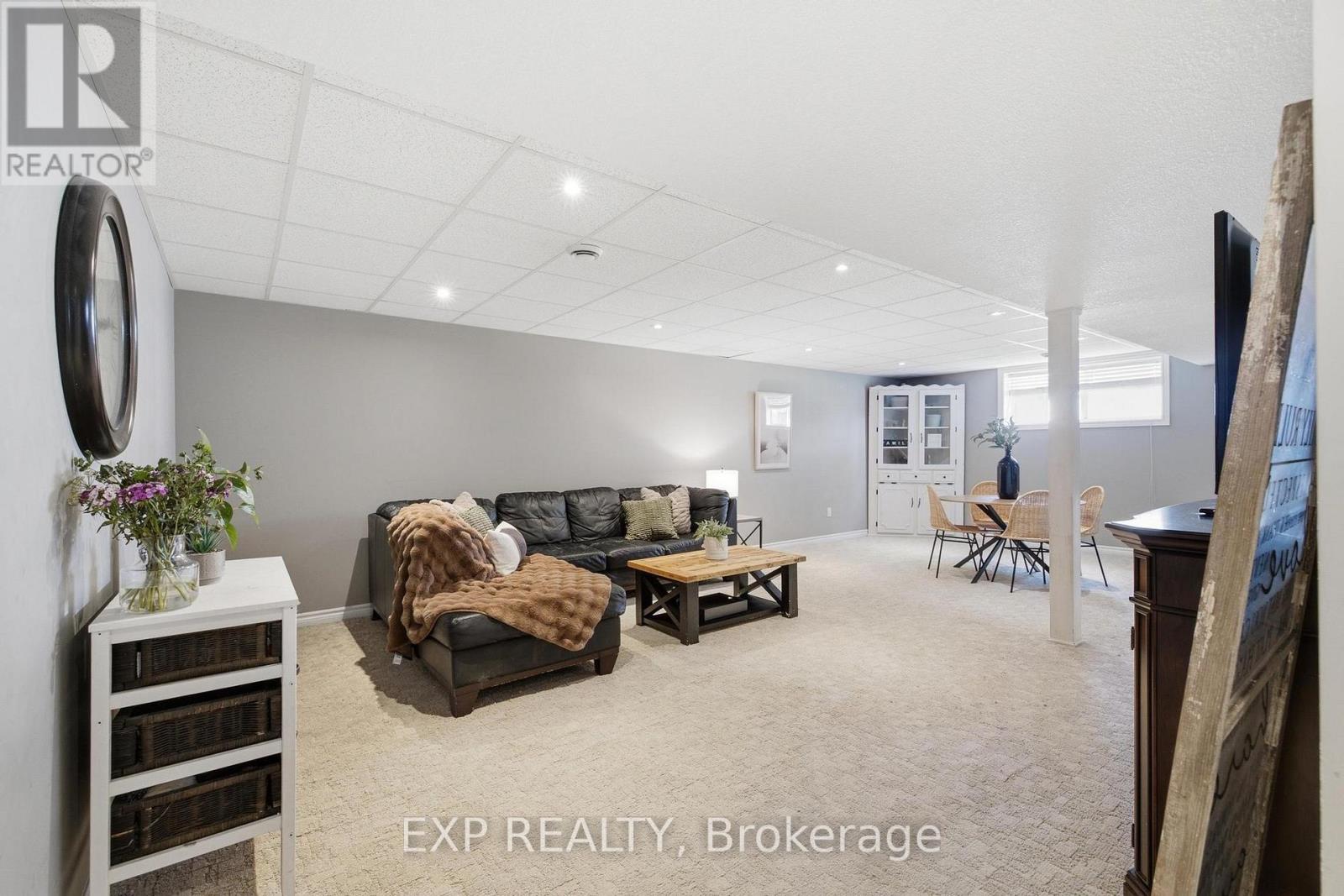101 Tuffy Macdougall Court Property Photo 27