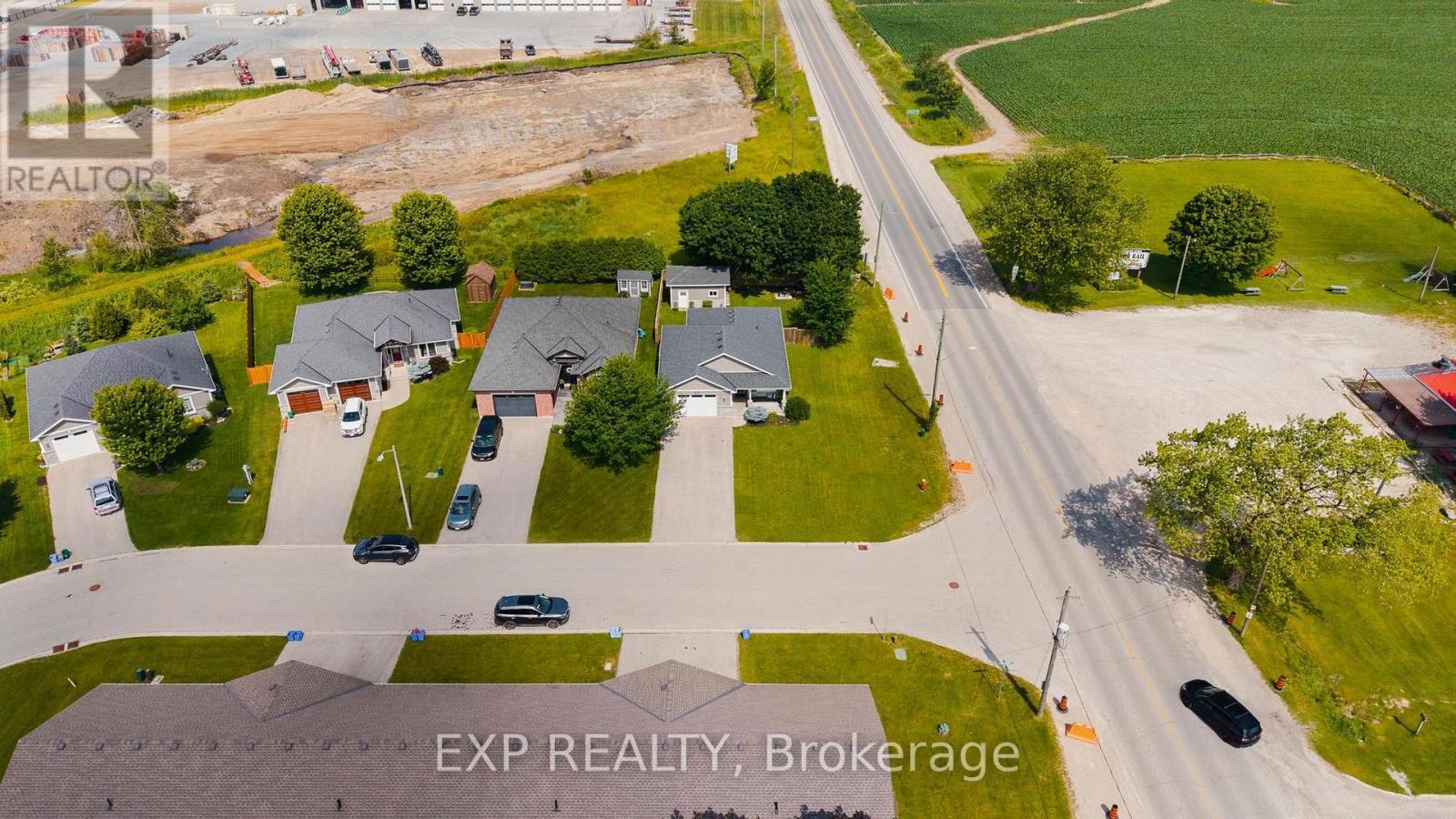 101 Tuffy Macdougall Court Property Photo 38