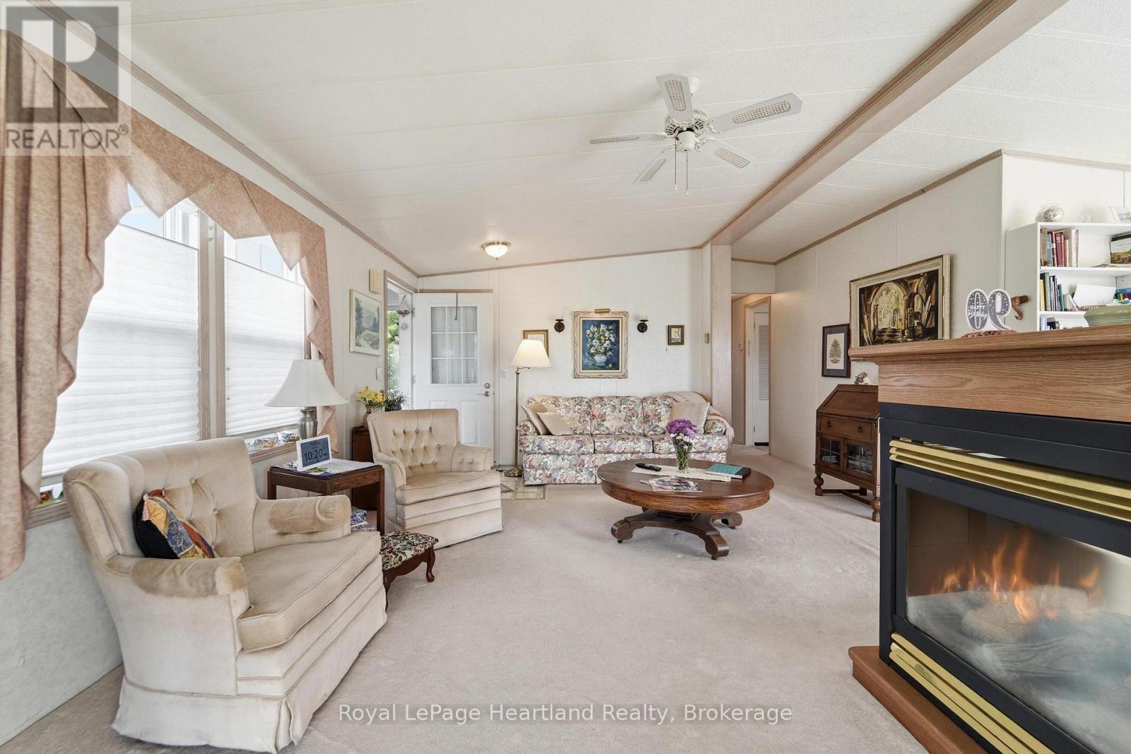 40 Algonquin Lane Property Photo 8