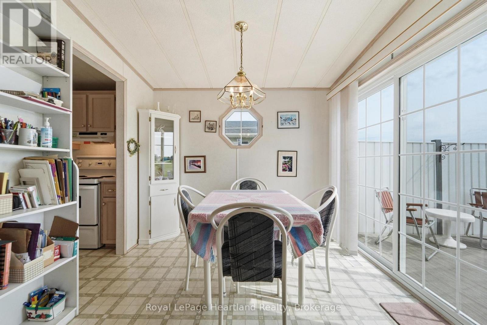 40 Algonquin Lane Property Photo 12