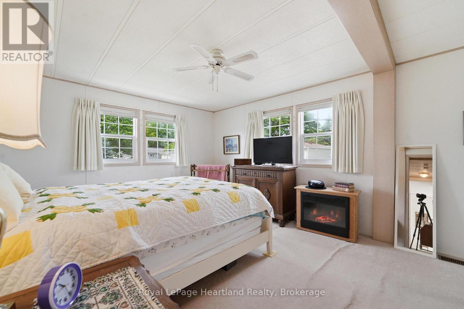 40 Algonquin Lane Property Photo 21