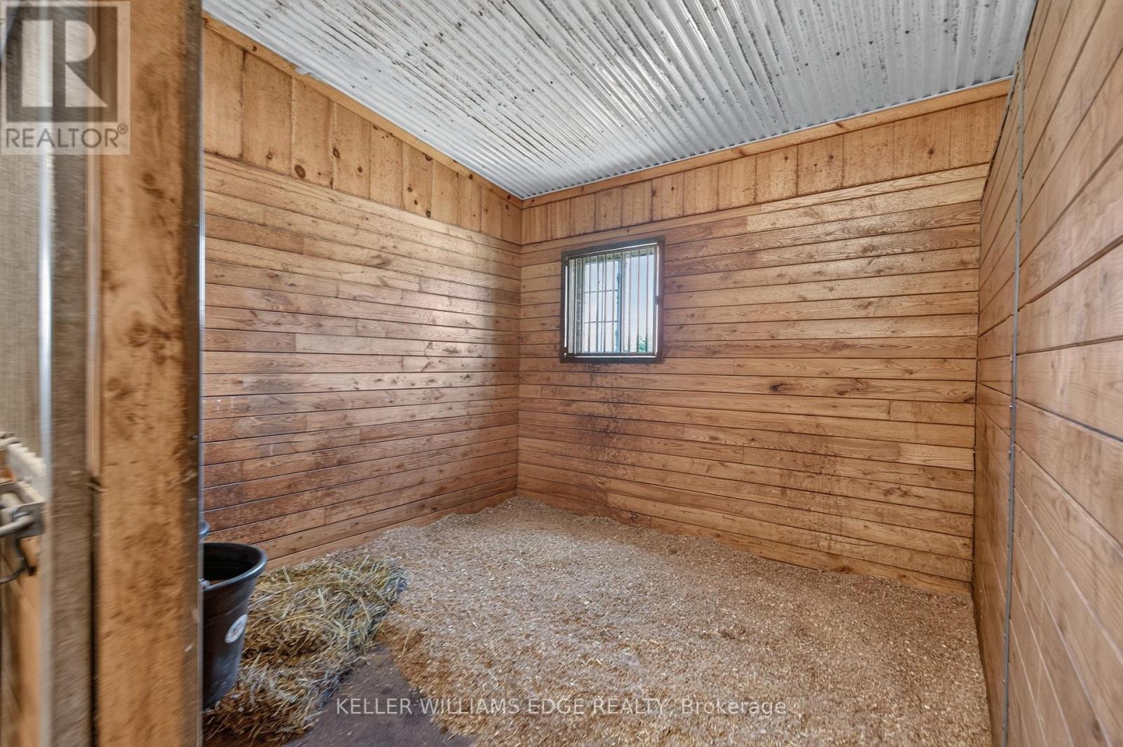 564 8th Concession Road E Property Photo 14
