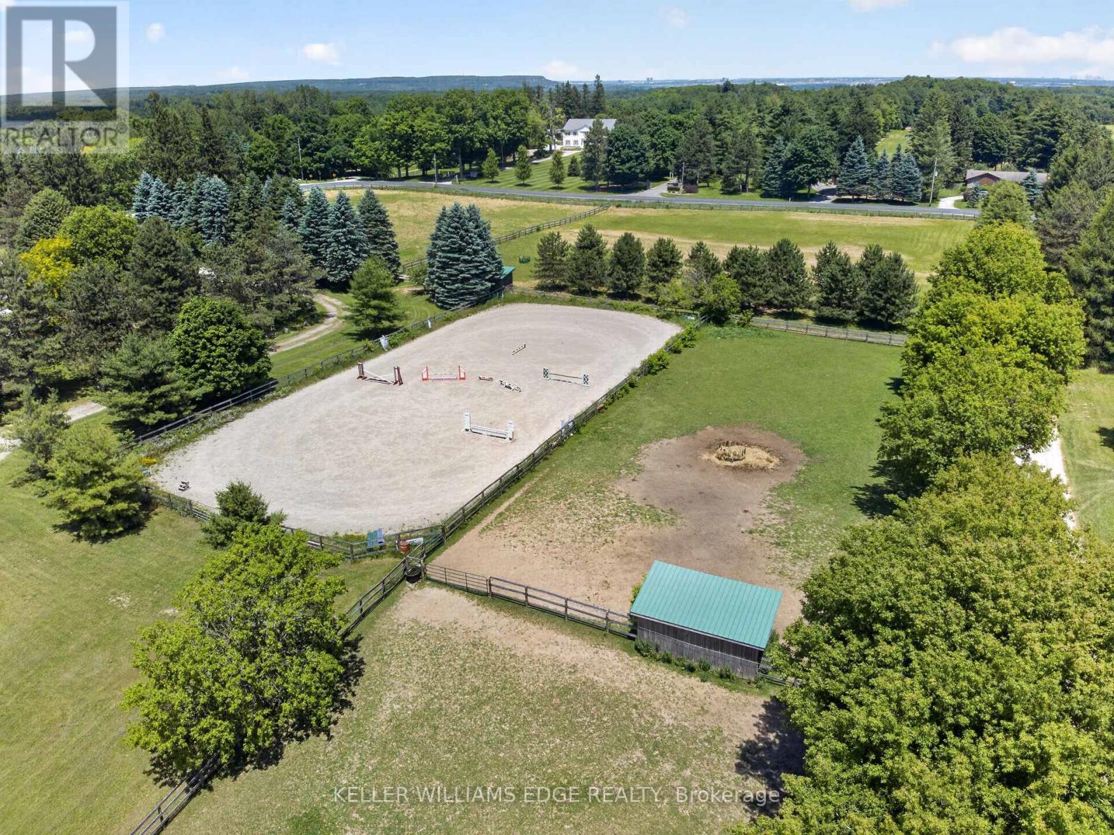 564 8th Concession Road E Property Photo 24