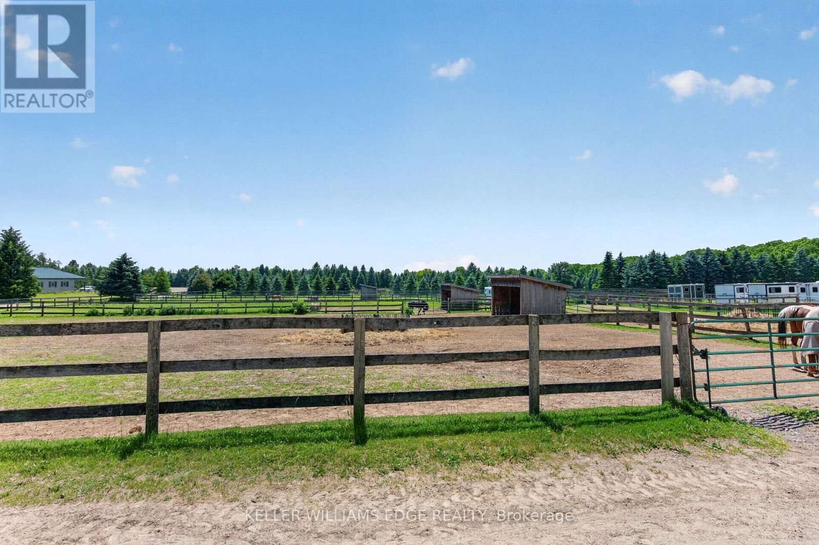 564 8th Concession Road E Property Photo 38