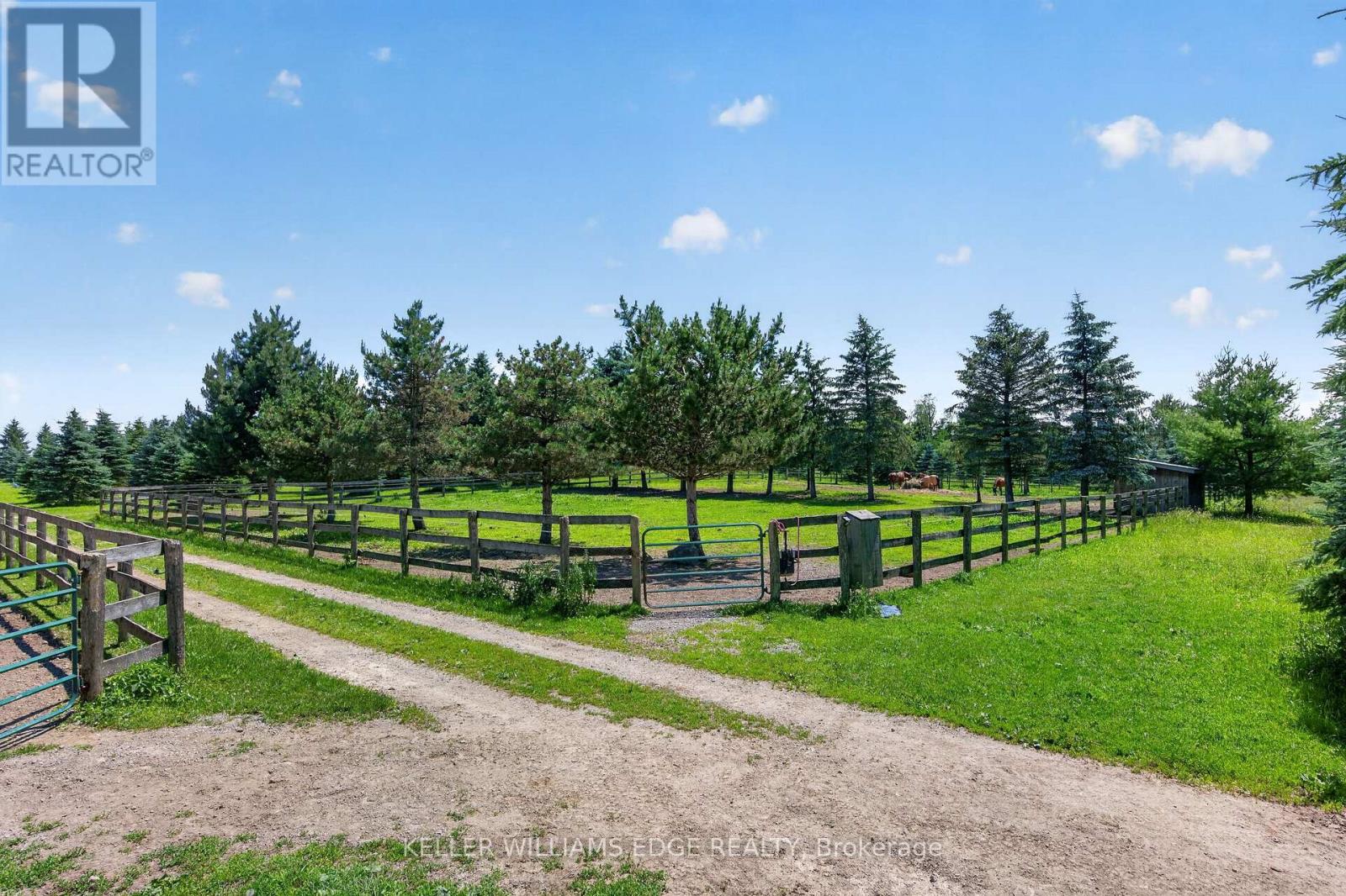 564 8th Concession Road E Property Photo 39