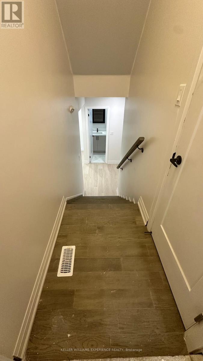 125 Jewel Street Property Photo 3