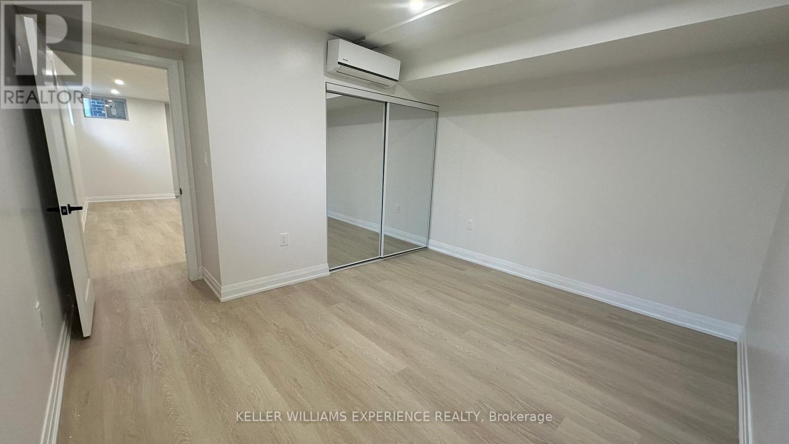 125 Jewel Street Property Photo 8