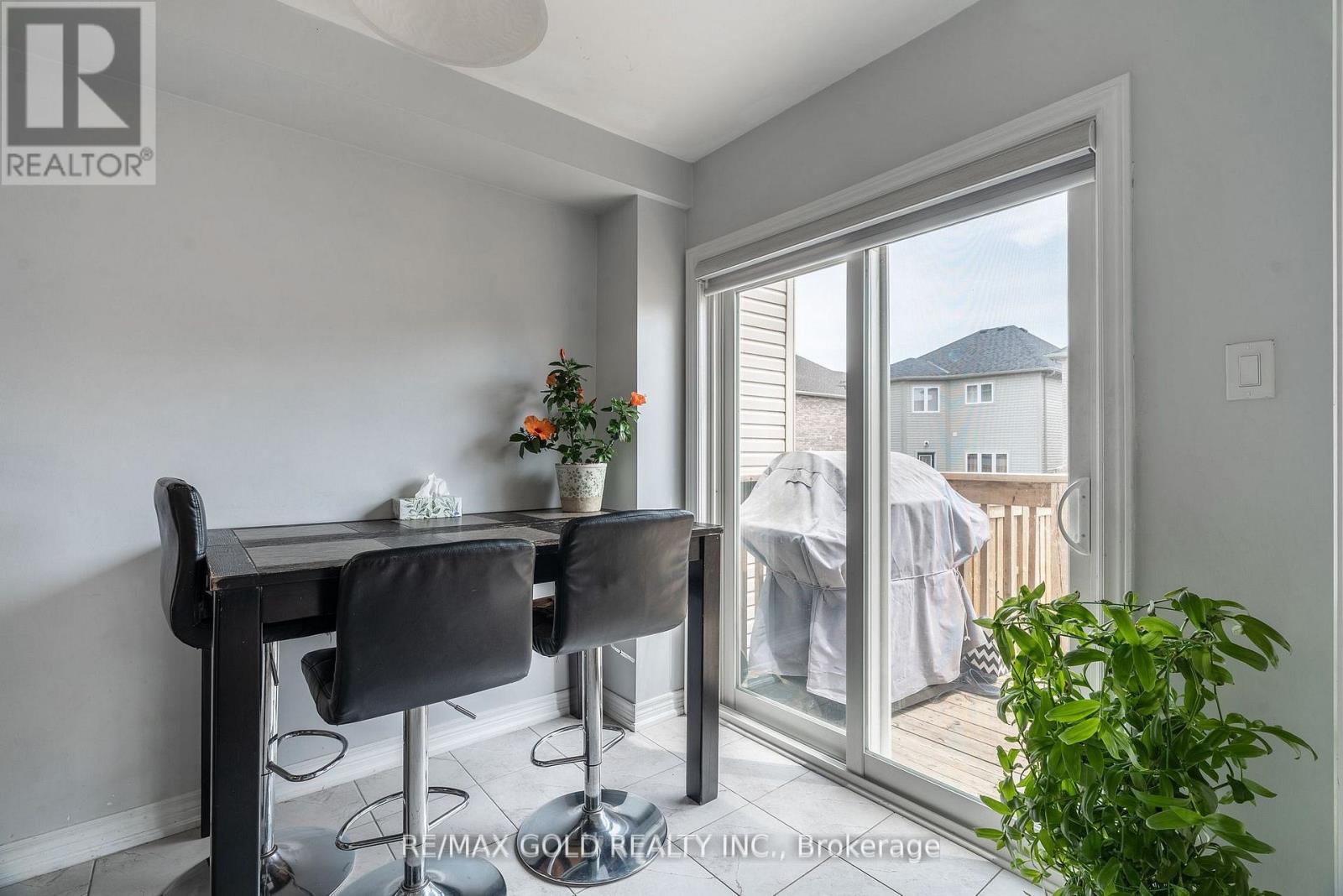 335 Stewart Street Property Photo 13