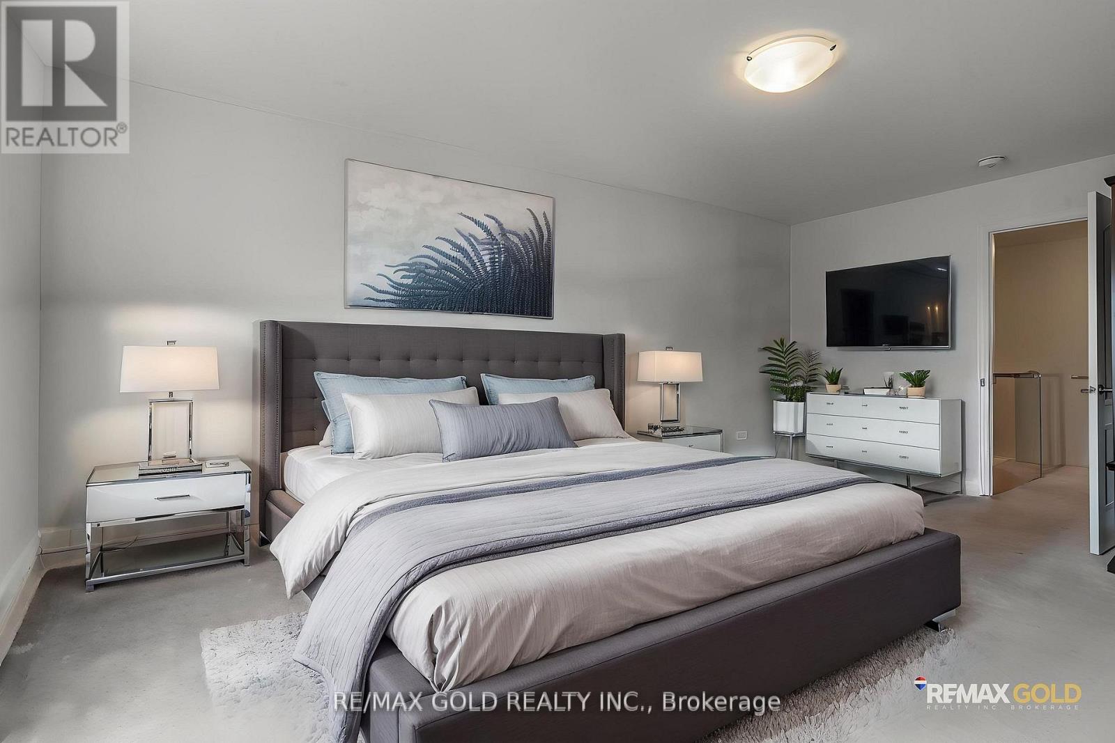 335 Stewart Street Property Photo 17