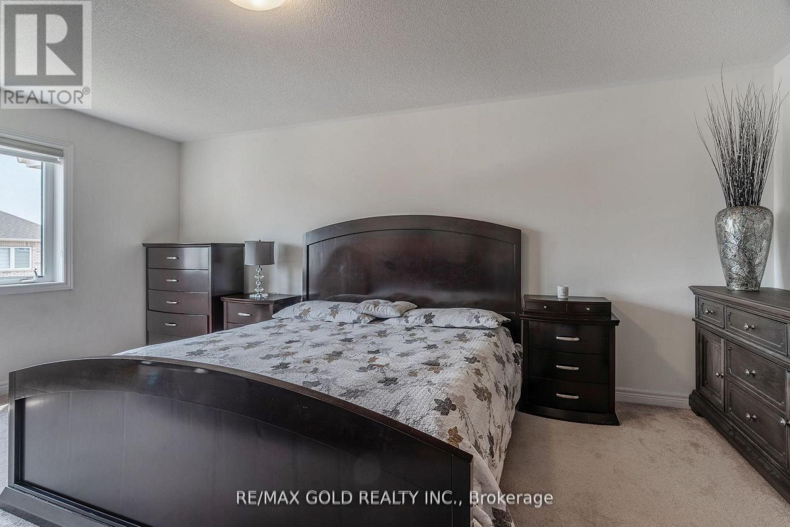 335 Stewart Street Property Photo 19