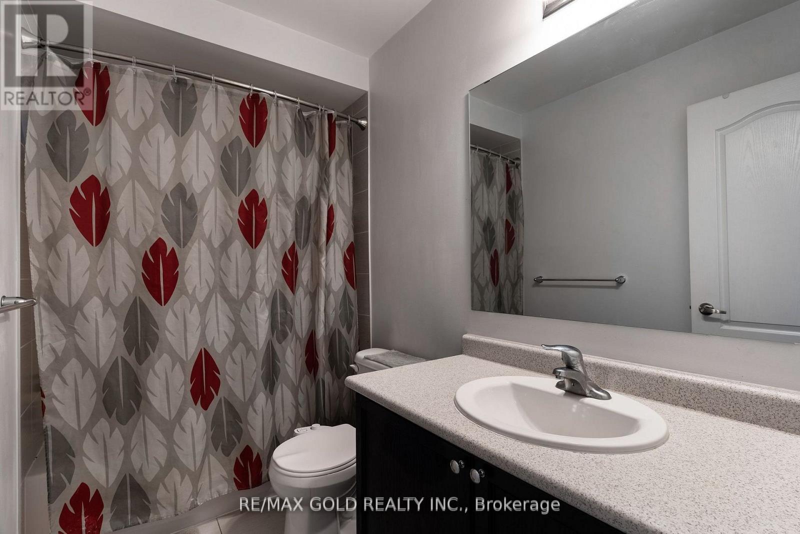 335 Stewart Street Property Photo 27