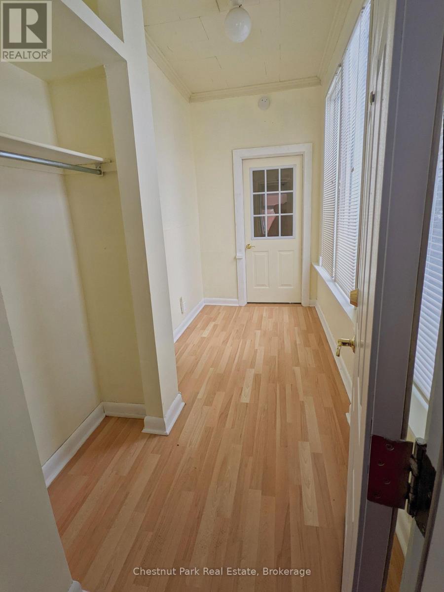 319 Berford Street Property Photo 3