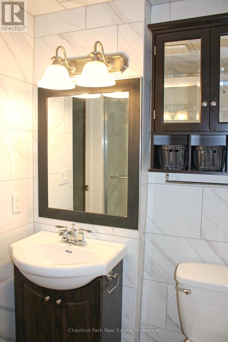 319 Berford Street Property Photo 8
