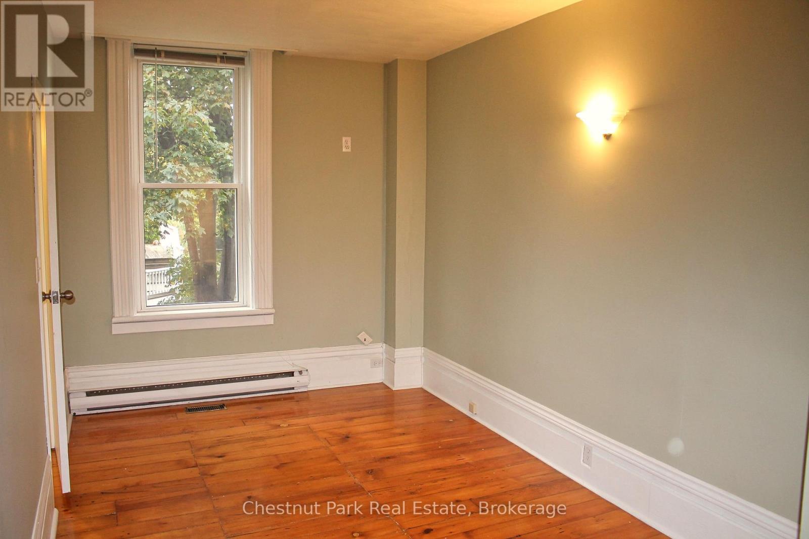 319 Berford Street Property Photo 9