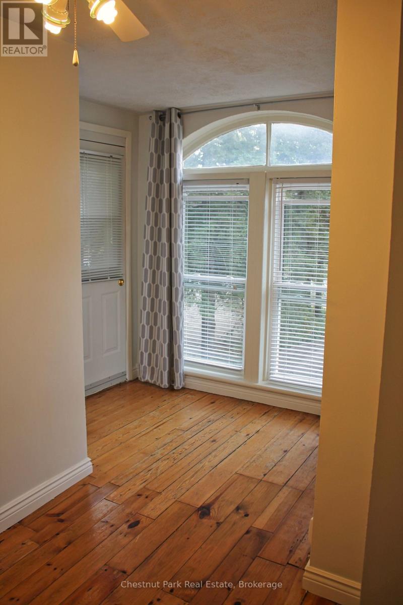 319 Berford Street Property Photo 12