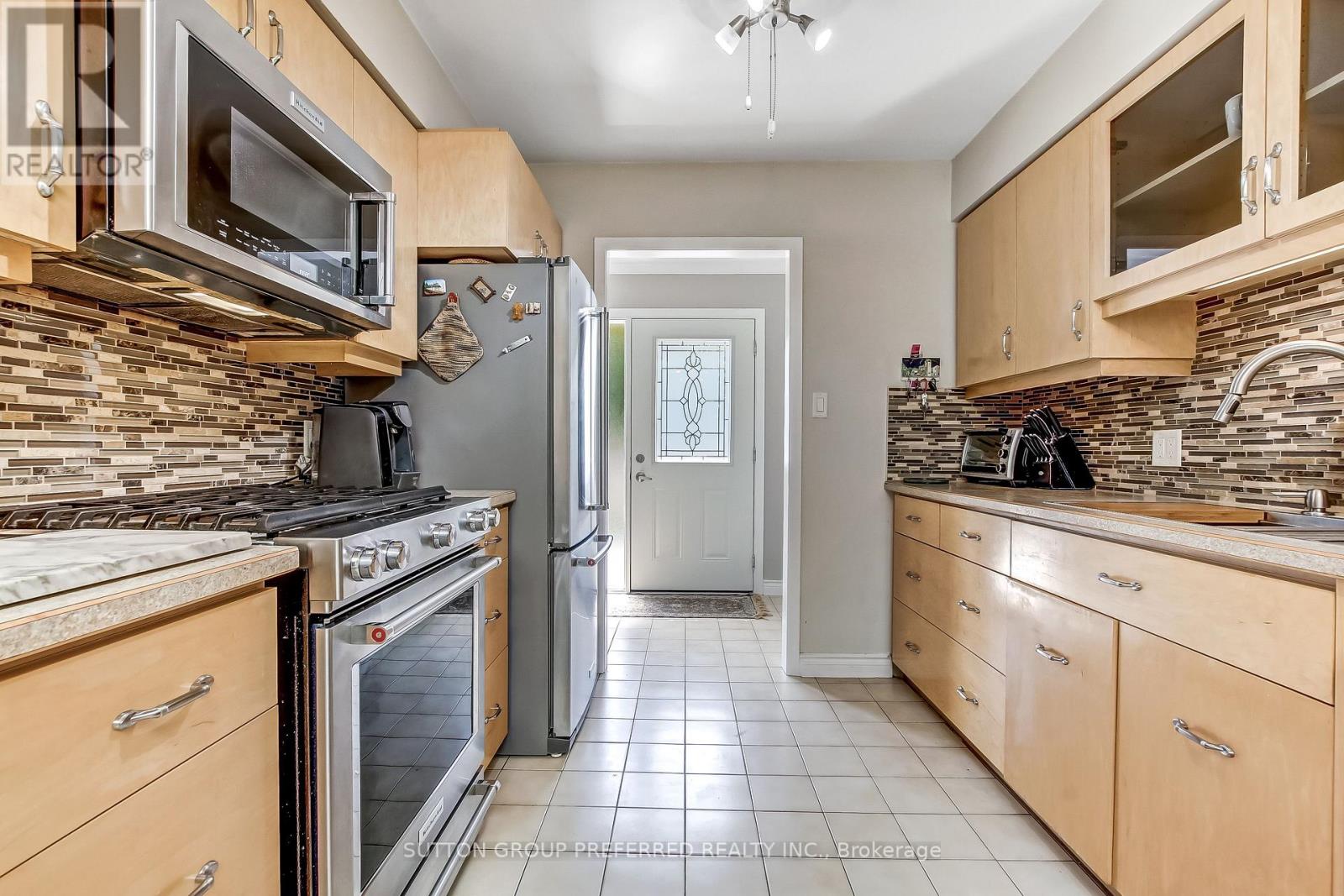 130 Fundy Avenue Property Photo 11