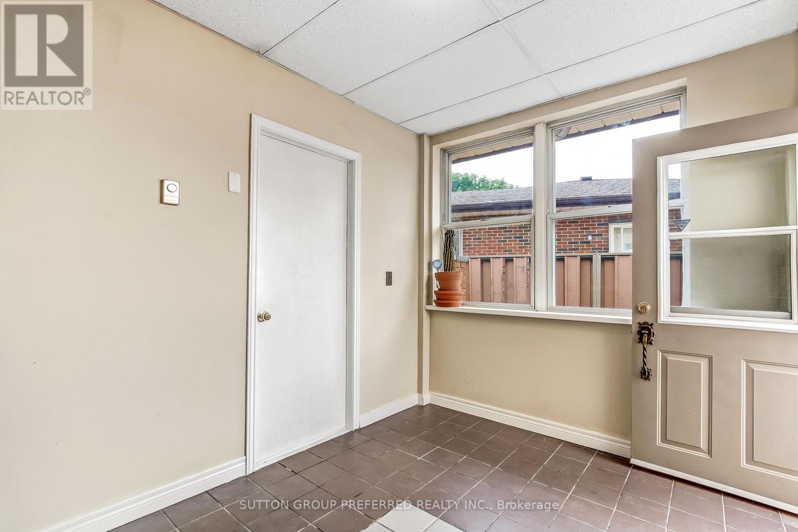 130 Fundy Avenue Property Photo 14