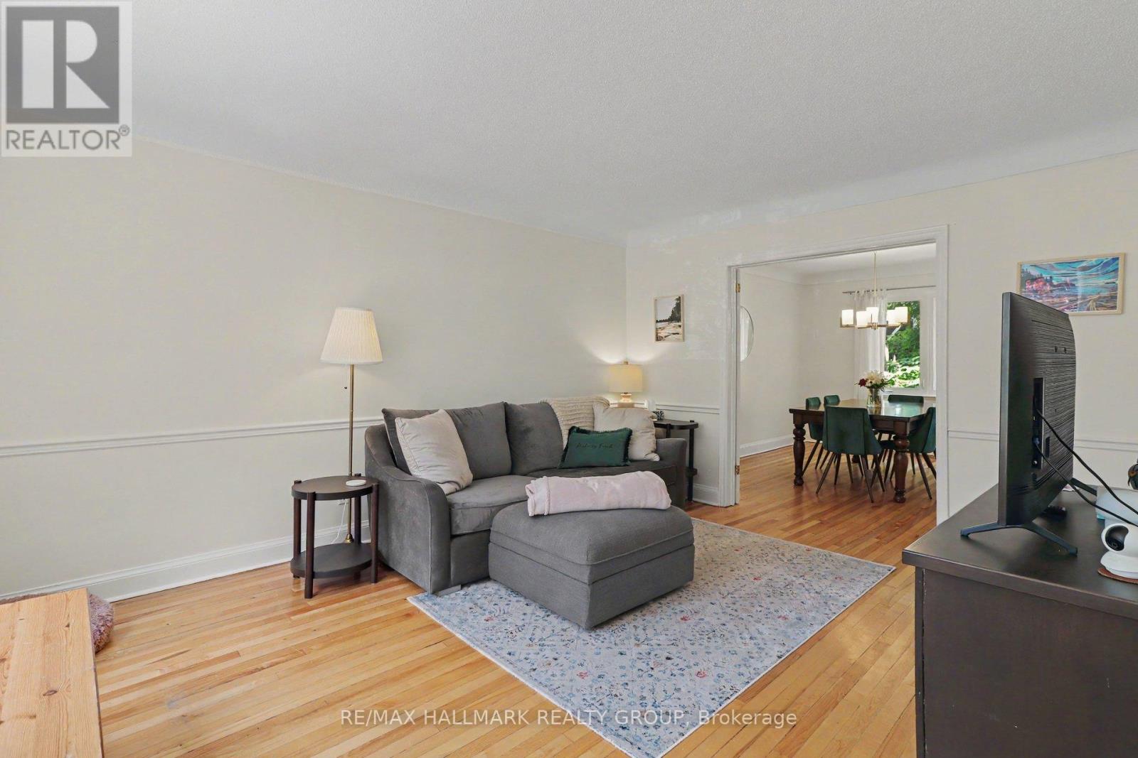 99 Dagmar Avenue Property Photo 4