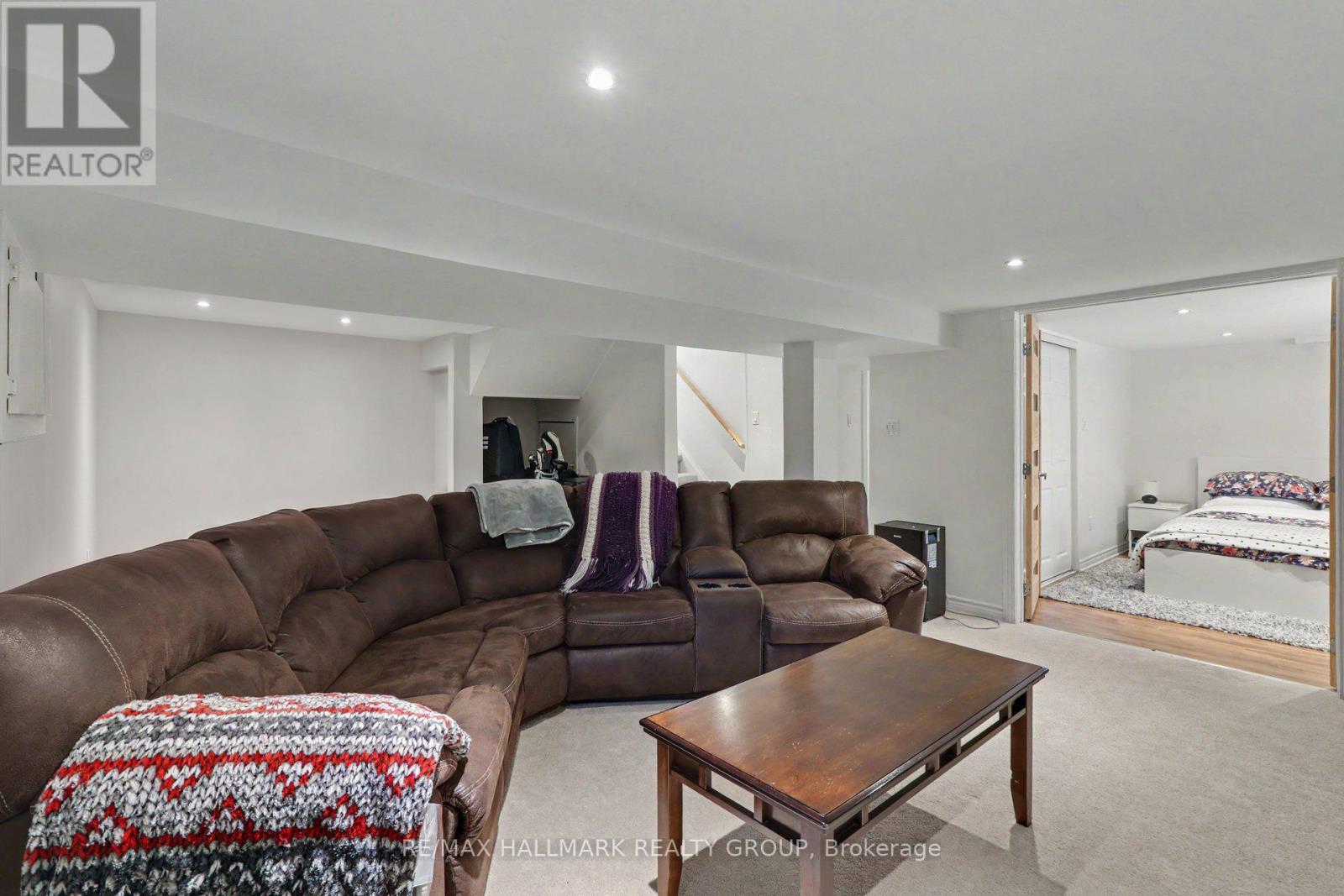 99 Dagmar Avenue Property Photo 22