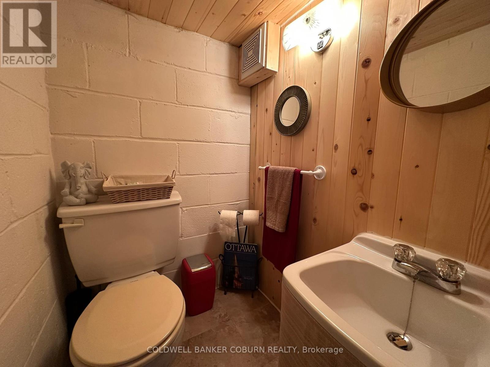 36 Brouse Drive E Property Photo 26