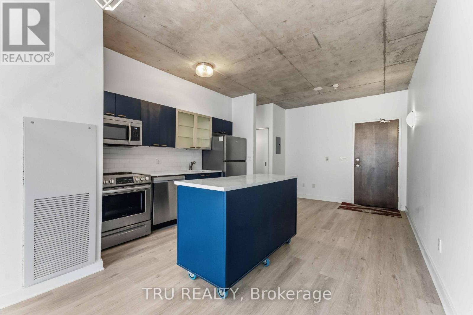 412 - 383 Cumberland Street Property Photo 11