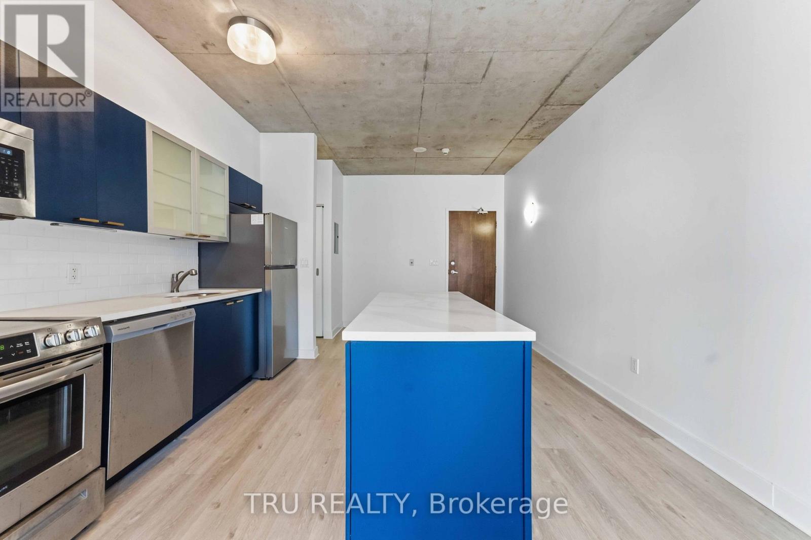 412 - 383 Cumberland Street Property Photo 12
