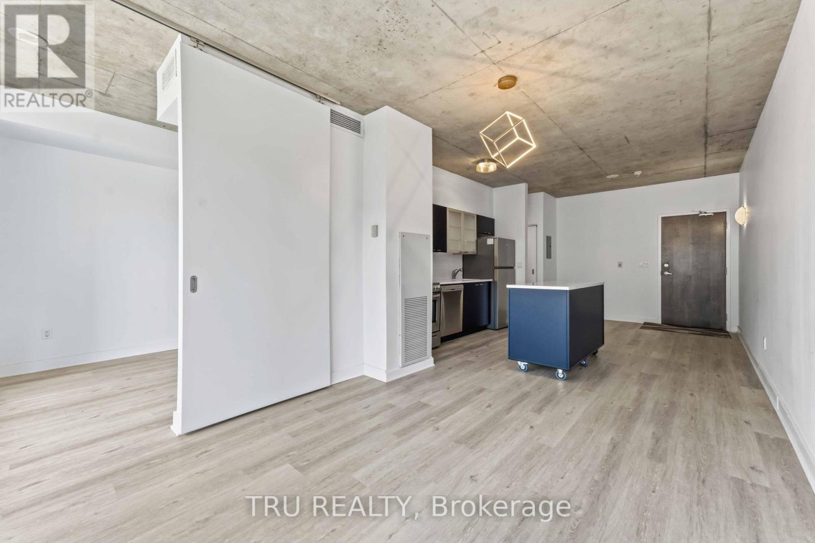 412 - 383 Cumberland Street Property Photo 13