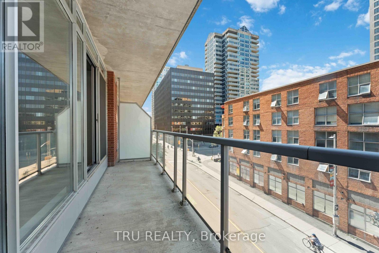 412 - 383 Cumberland Street Property Photo 29