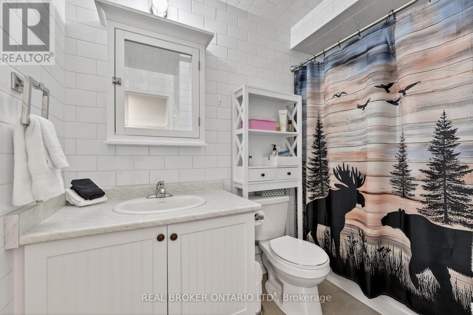 11 Mulligan Lane Property Photo 18