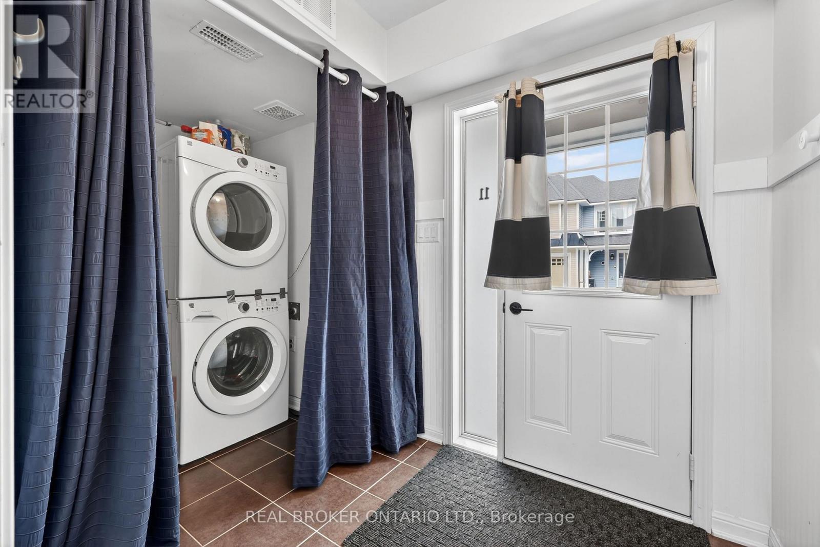 11 Mulligan Lane Property Photo 19