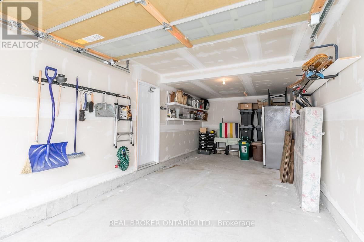 11 Mulligan Lane Property Photo 20