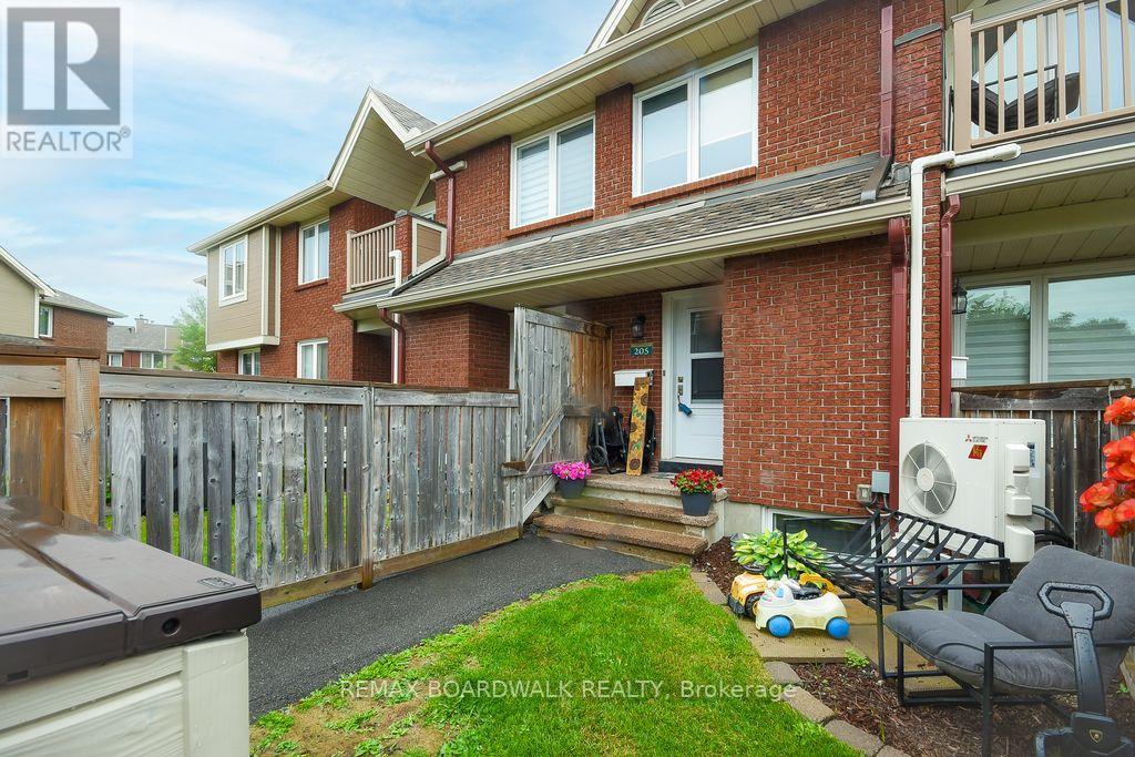 205 - 1760 CABARET LANE Property Photo 1
