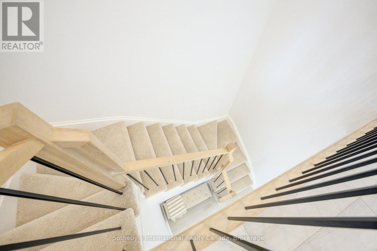 14 - 416 Dundas Street S Property Photo 24