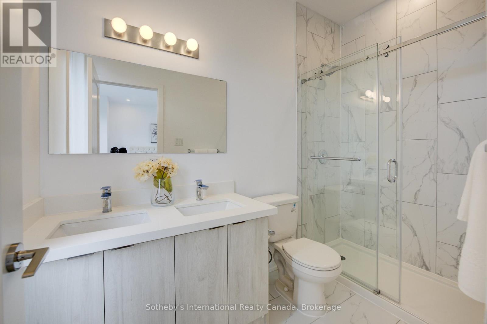 14 - 416 Dundas Street S Property Photo 28