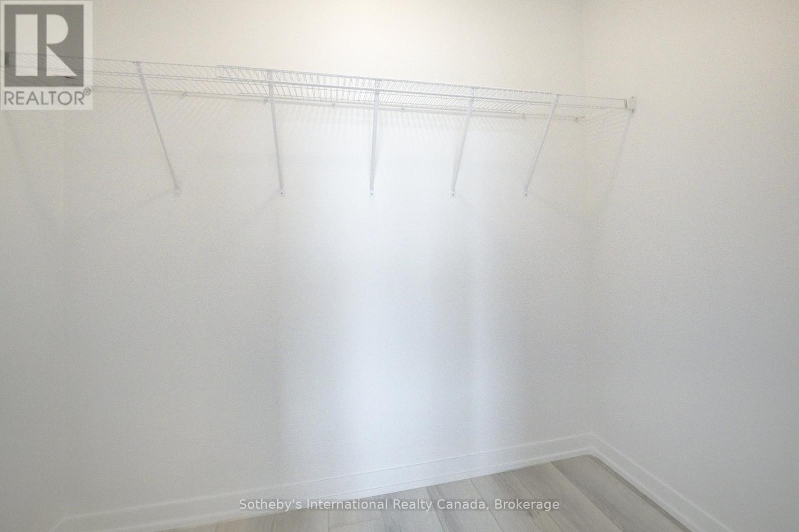 14 - 416 Dundas Street S Property Photo 29