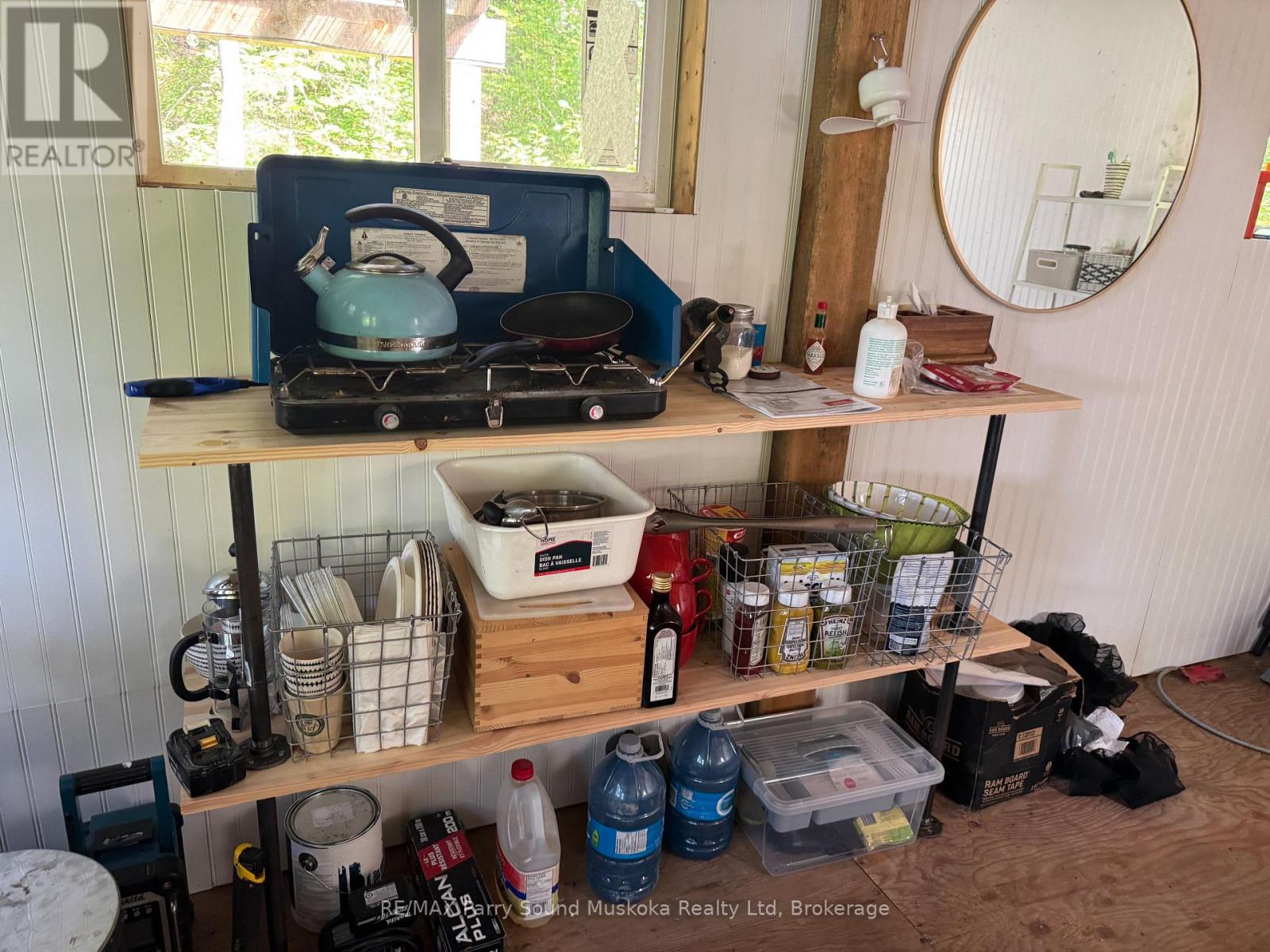7 Bourbonnaise Island Property Photo 8