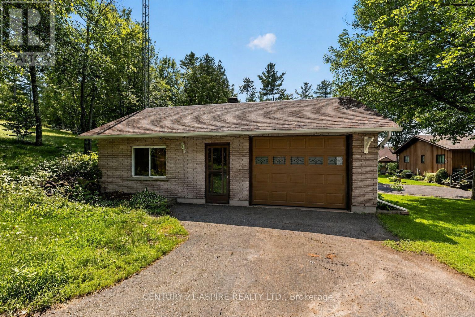 324 Rantz Road Property Photo 3