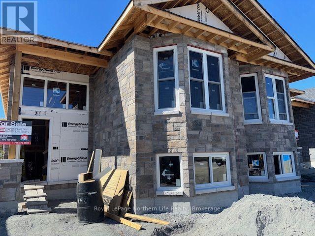 25 MEADOW WOOD COURT