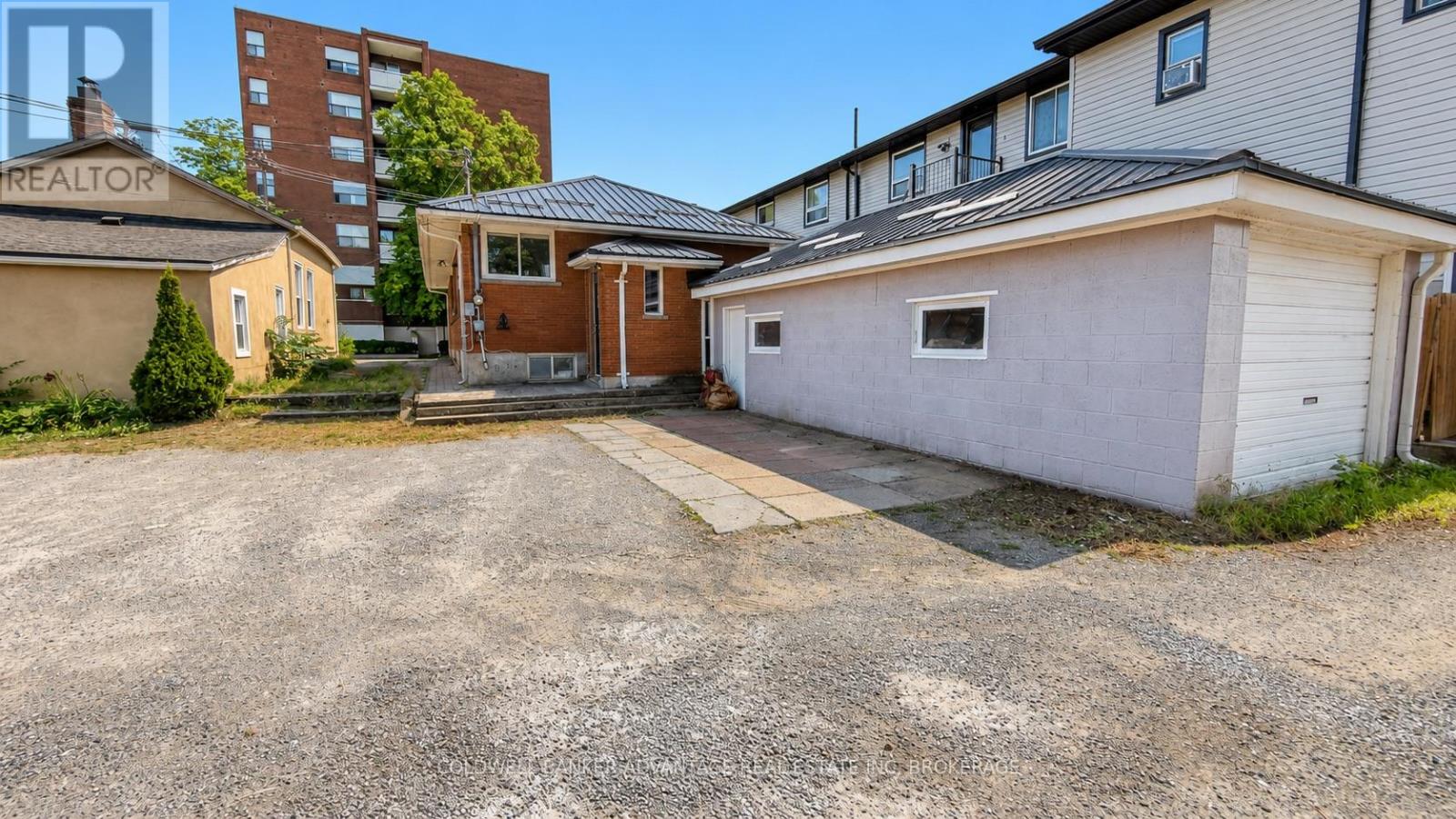 33 Raymond Street Property Photo 4