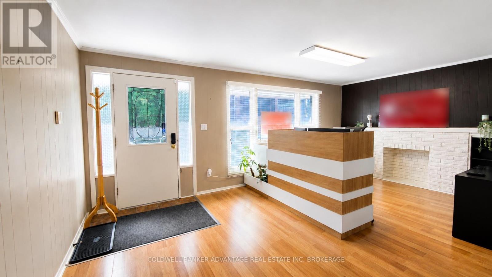 33 Raymond Street Property Photo 6
