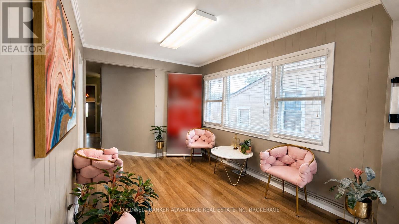 33 Raymond Street Property Photo 8