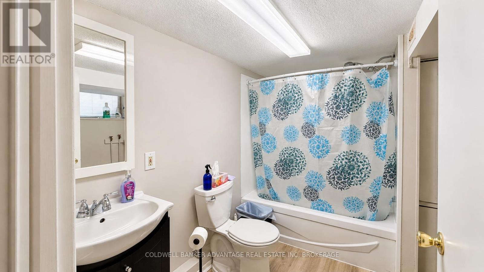 33 Raymond Street Property Photo 30