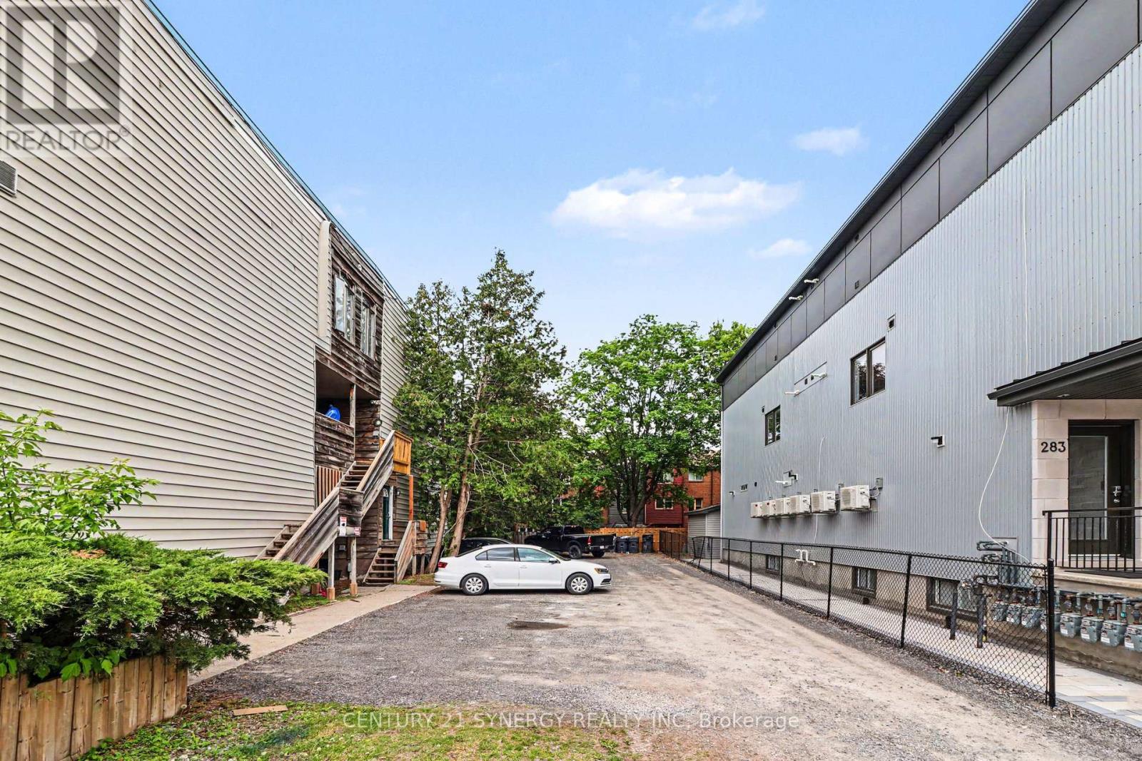 279 St Andrew Street Property Photo 5