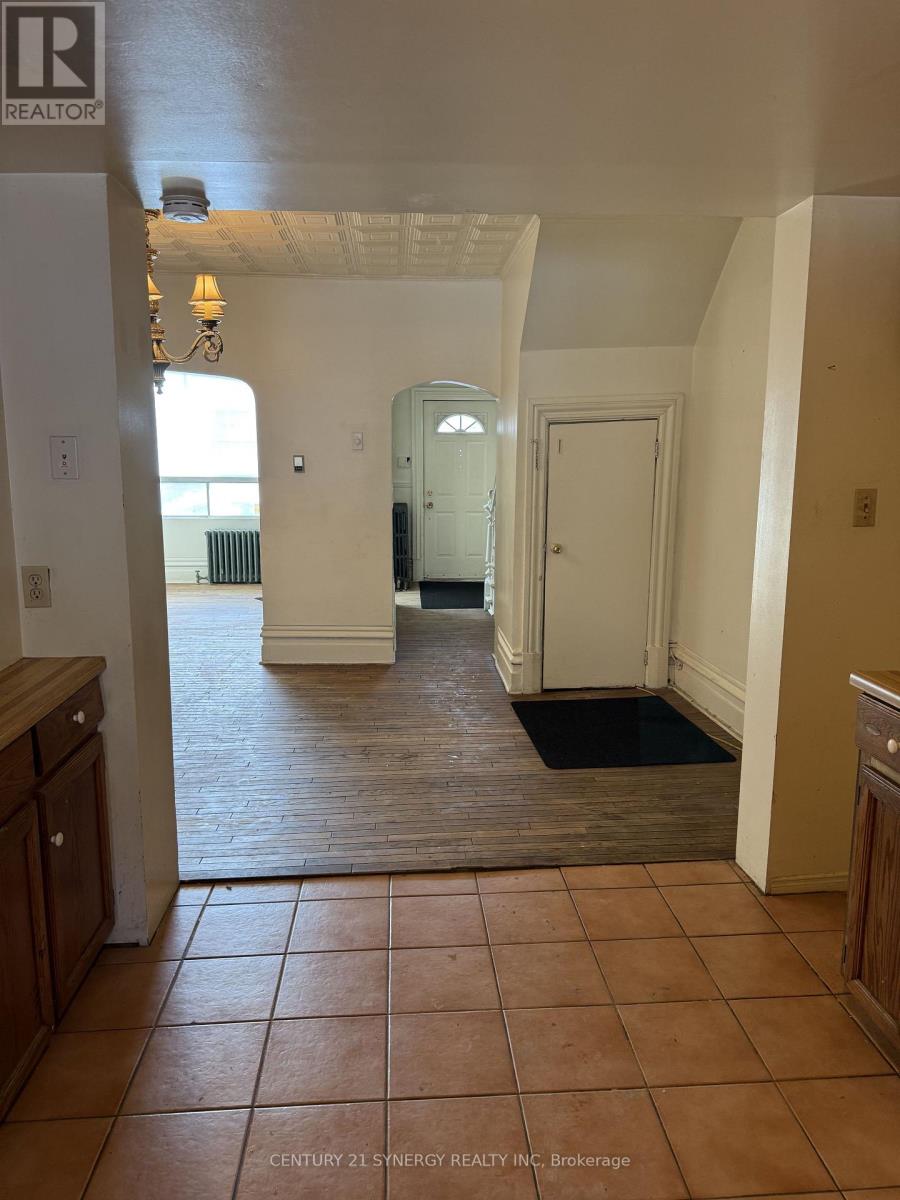 279 St Andrew Street Property Photo 8