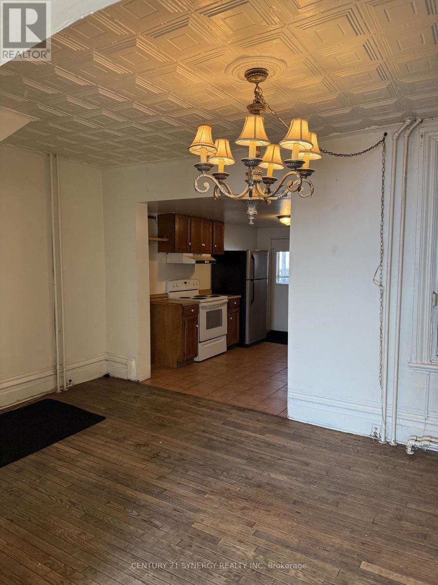 279 St Andrew Street Property Photo 10
