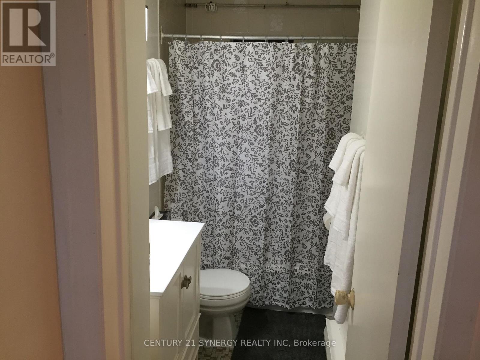279 St Andrew Street Property Photo 24