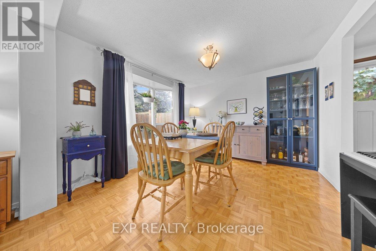 396 Hatfield Crescent Property Photo 9